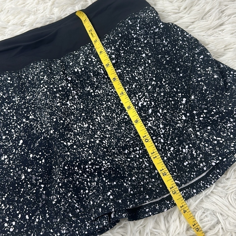 Lululemon Circuit Breaker Skirt (Tall) Splatter White Black / Black - Picture 2 of 6
